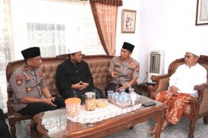 Baru Masuk Kerja Kapolres Baru Sowan Rais Syuriyah PCNU Jember