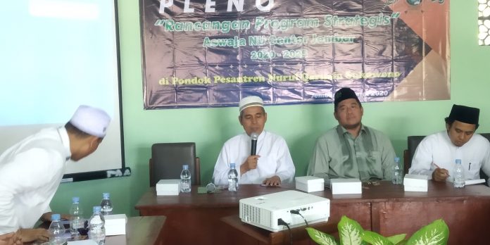 KH. Muhyiddin Abdusshomad