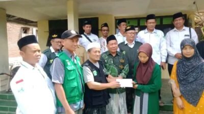 Gerak Cepat Lazisnu MWC NU Semboro Berikan Bantuan kepada Korban Kebakaran Rumah