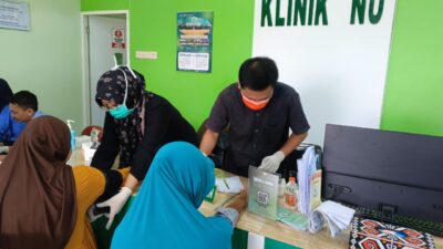 PAFI Jember dan Klinik NU Gelar Bakti Sosial Kesehatan