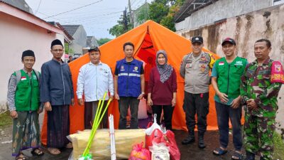 Tanggap Bencana, LAZISNU MWCNU Kaliwates Salurkan Paket Bantuan Korban Banjir