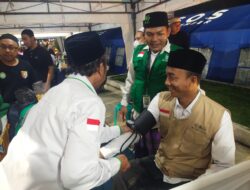 Dalam Rangka Harlah NU 100 Tahun Masehi, LAZISNU Jember Gelar Bekam dan Cek Kesehatan Gratis