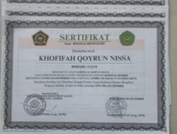 15 Siswa SMA Islam Jember Lulus Ujian Tahfidz 5–10 Juz, Bukti Lahirnya Generasi Qur’ani