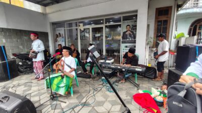 Gambus Al-Ittihad Iringi Kemeriahan Berbagi Takjil MWCNU Sumbersari